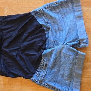 Levi - Maternity jean Shorts
